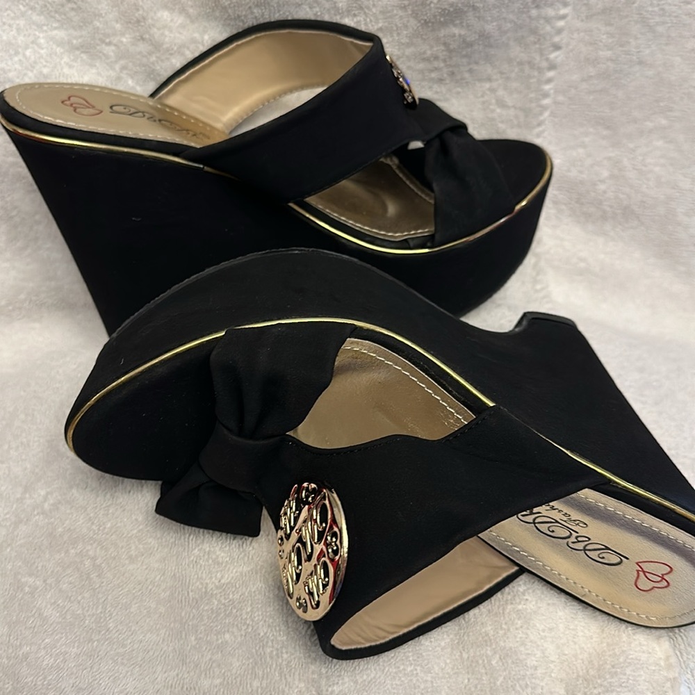 DbDk Fashion Black Platform Heels. Size 7.5 - Picture 3 of 3